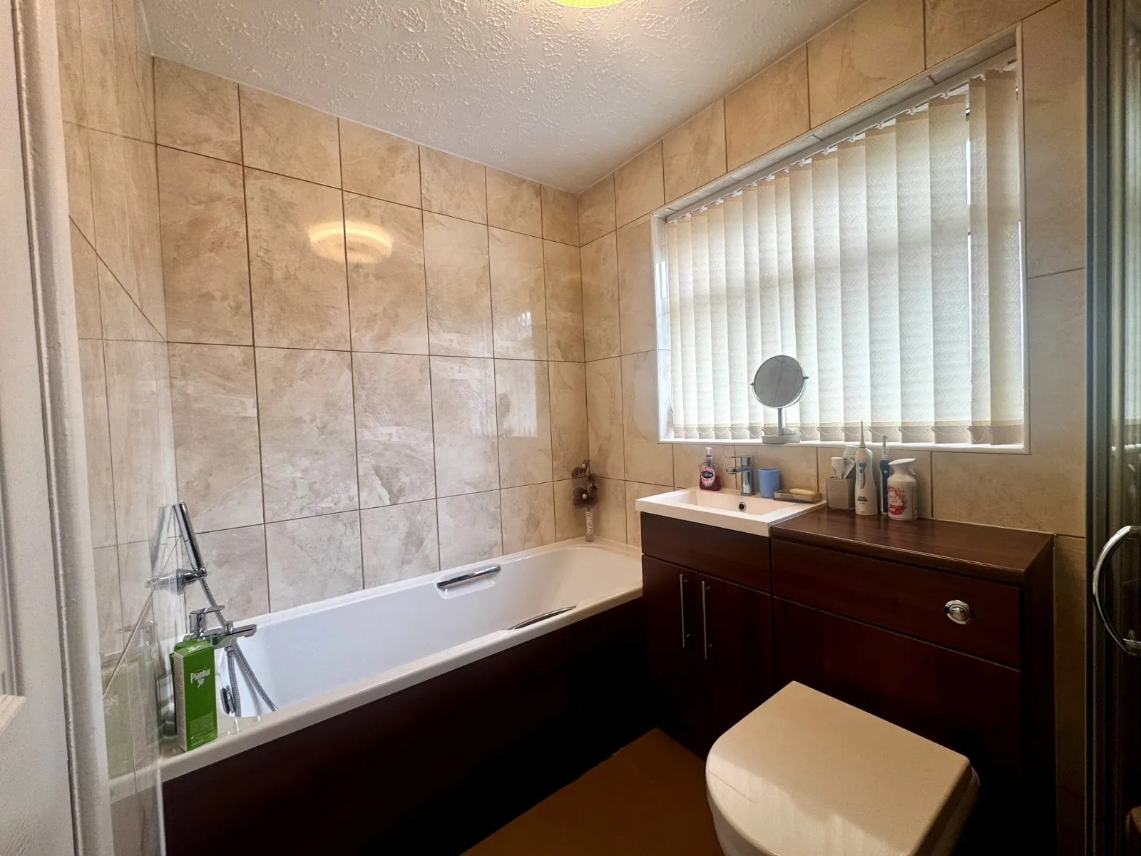 2 bed Detached Bungalow