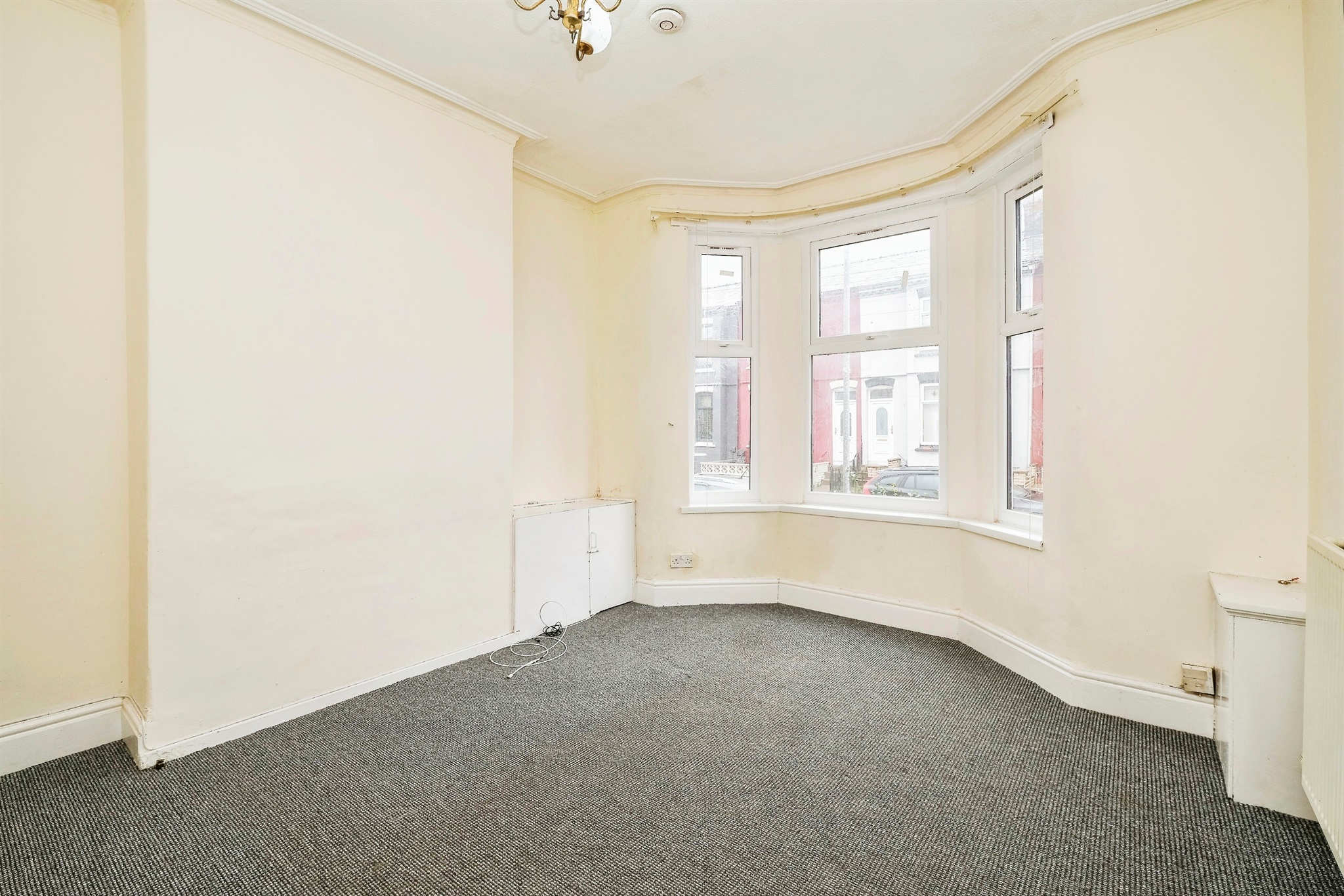 3 bed Terraced