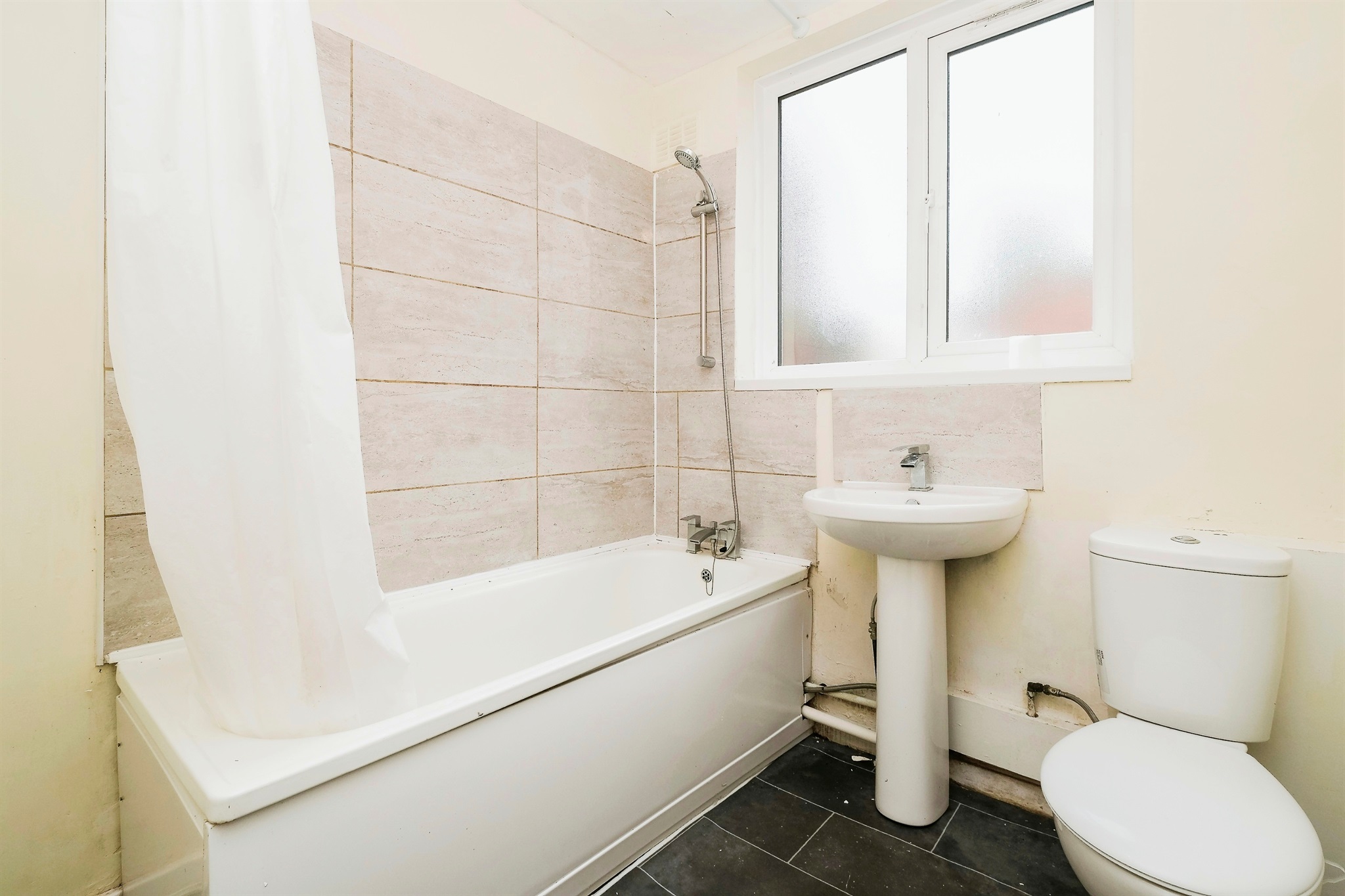 3 bed Terraced