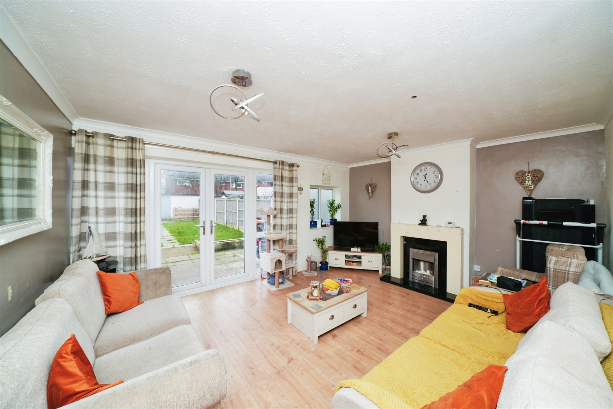 3 bed Terraced