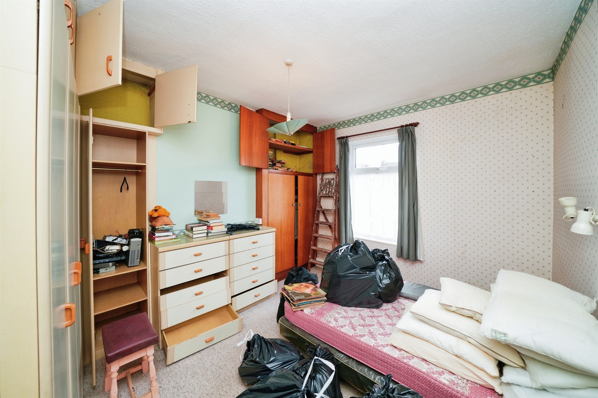 3 bed Terraced