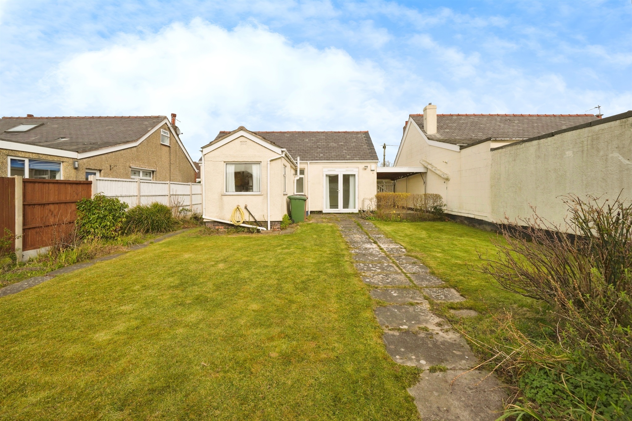 2 bed Bungalow