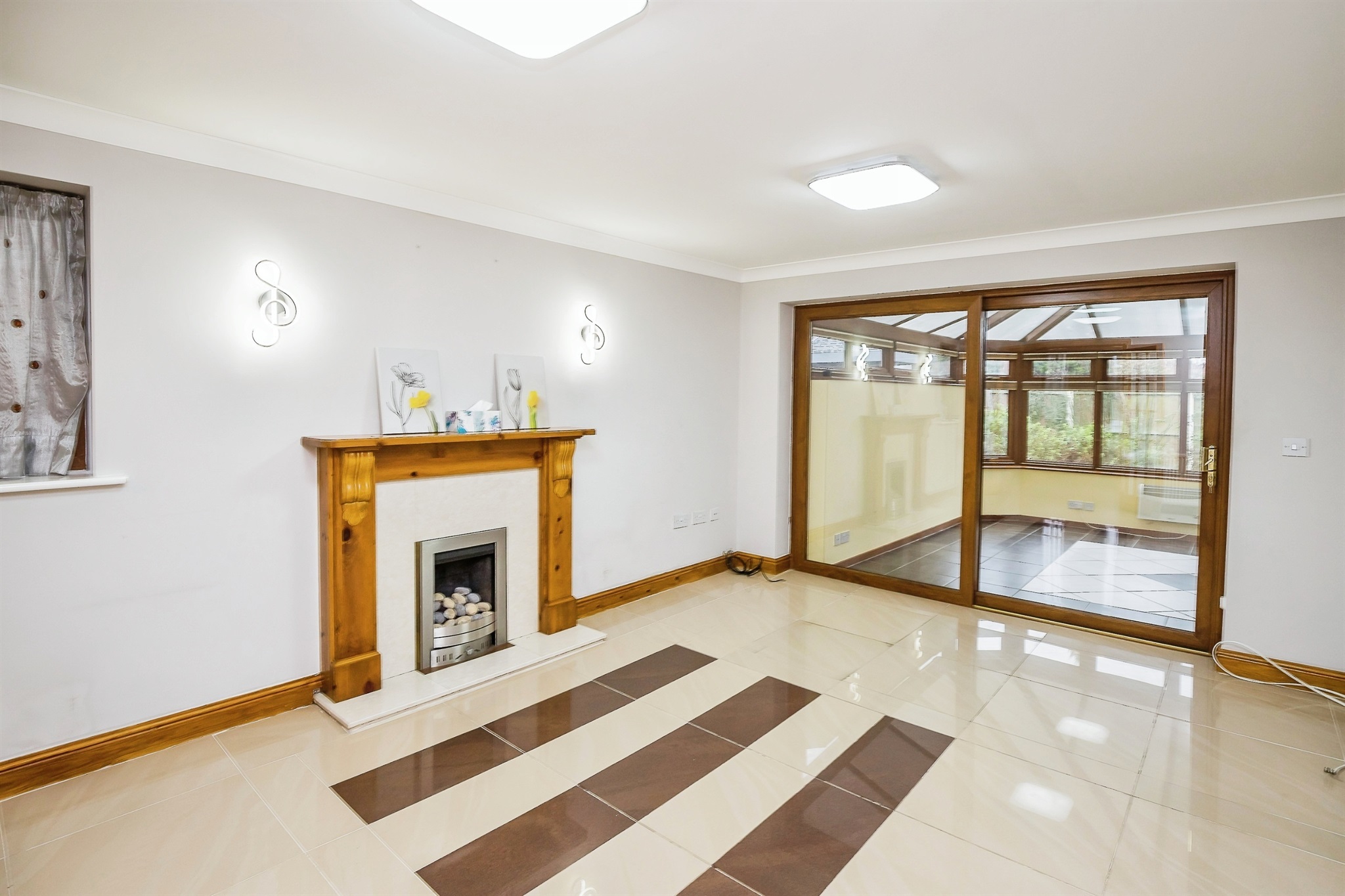 4 bed Detached