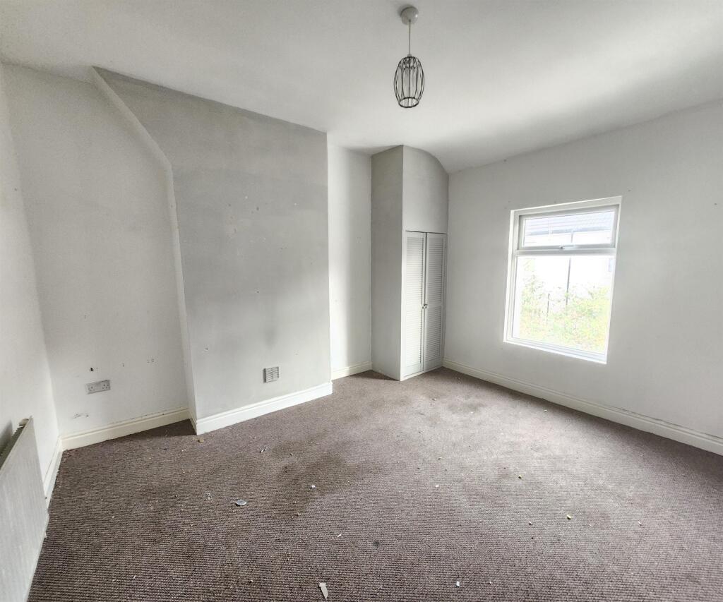 3 bed Terraced