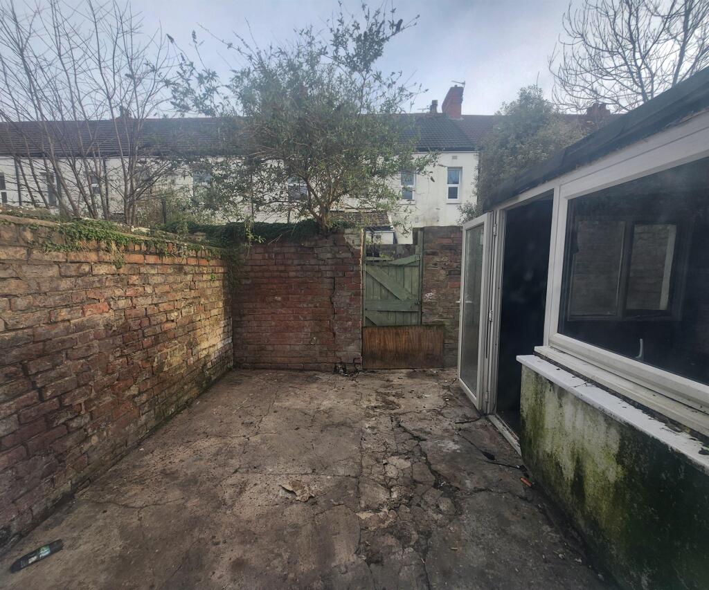 3 bed Terraced