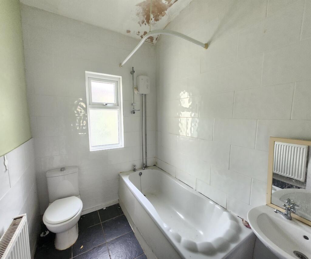 3 bed Terraced