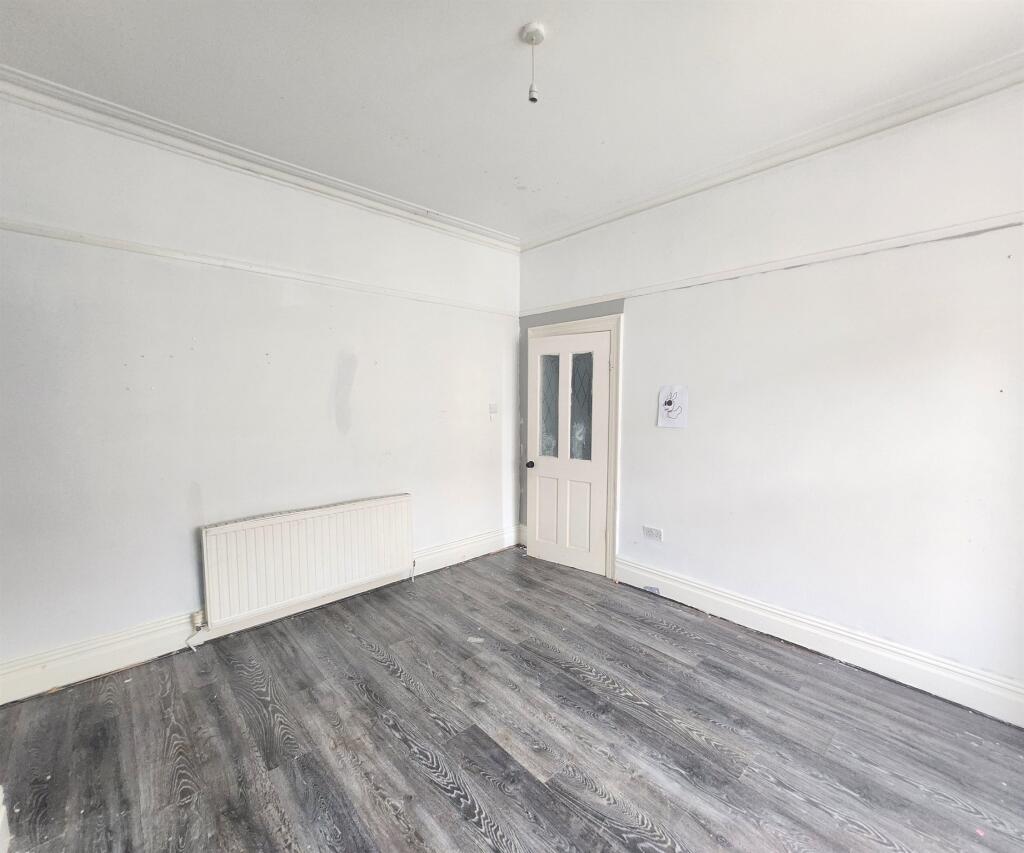 3 bed Terraced