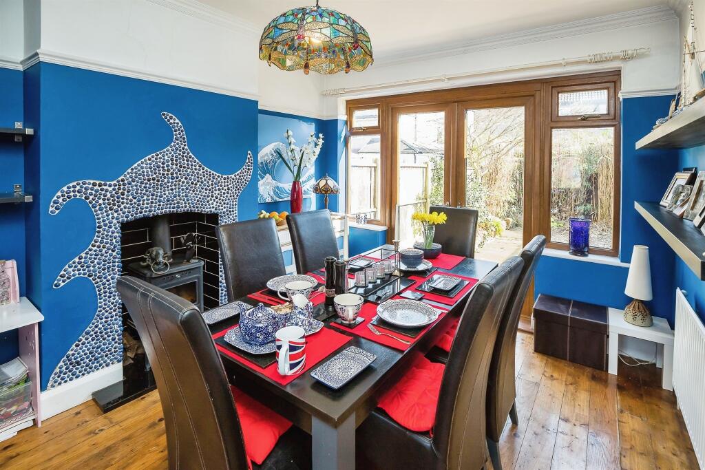 3 bed Semi-Detached