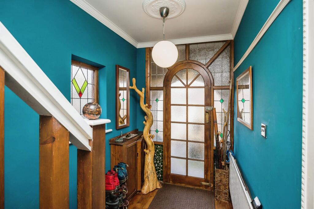 3 bed Semi-Detached