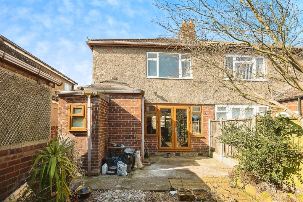 3 bed Semi-Detached