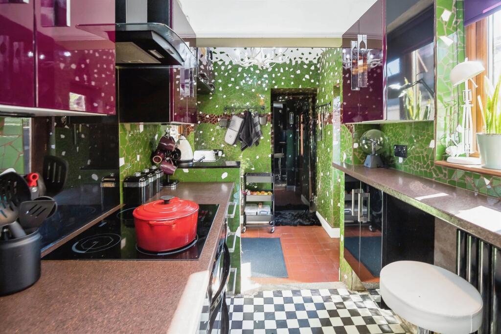 3 bed Semi-Detached