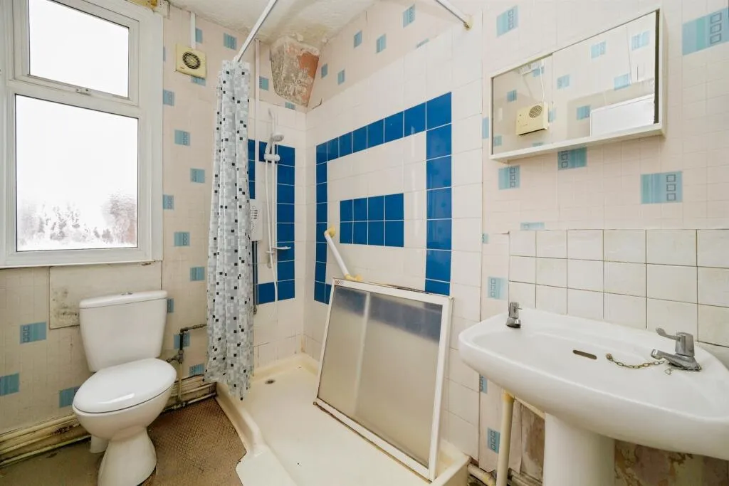 3 bed Terraced