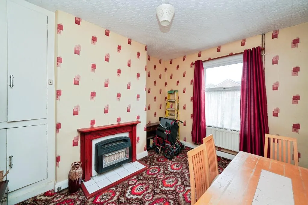 3 bed Terraced