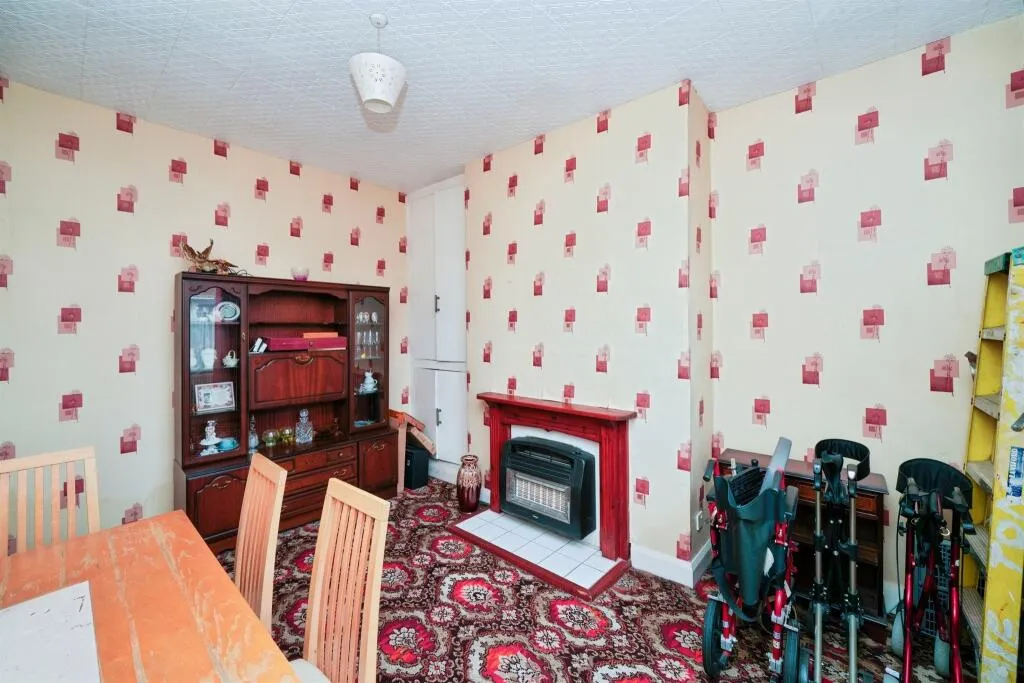3 bed Terraced