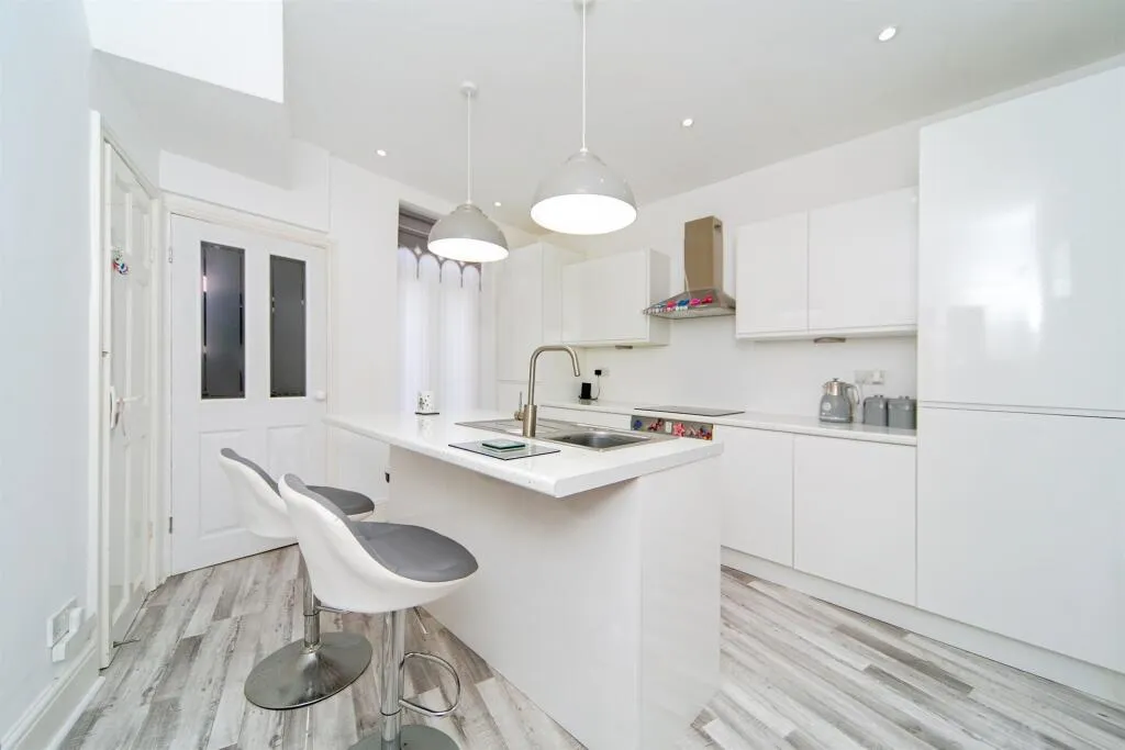 3 bed Terraced