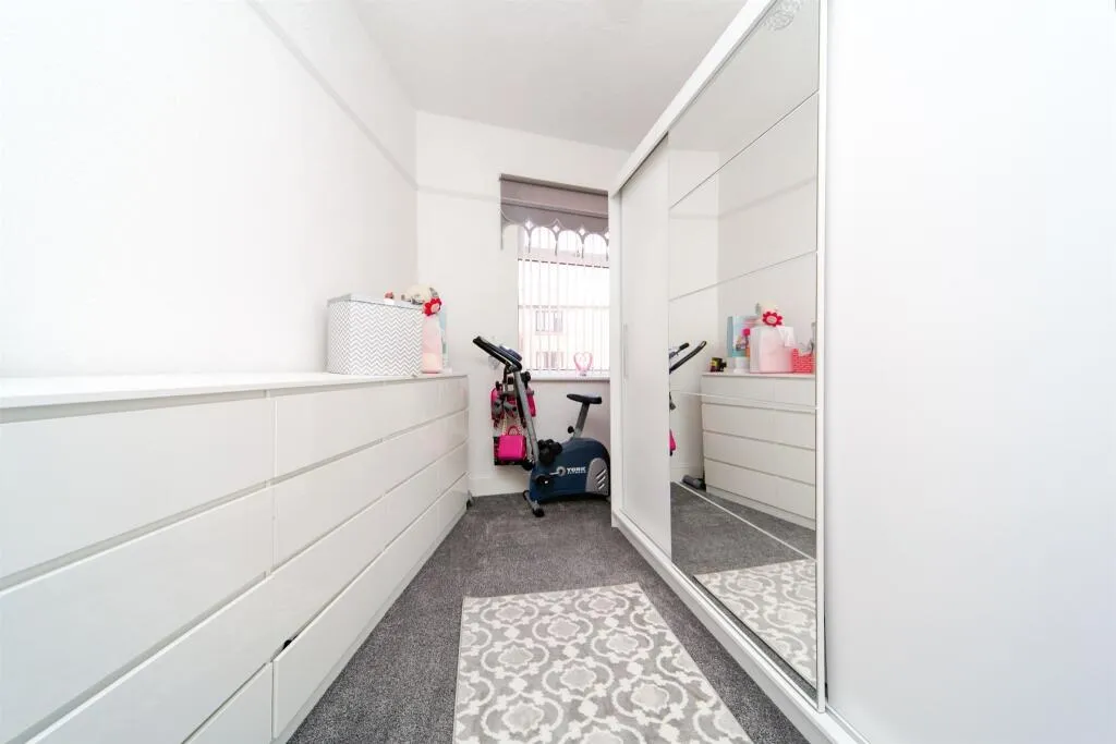3 bed Terraced
