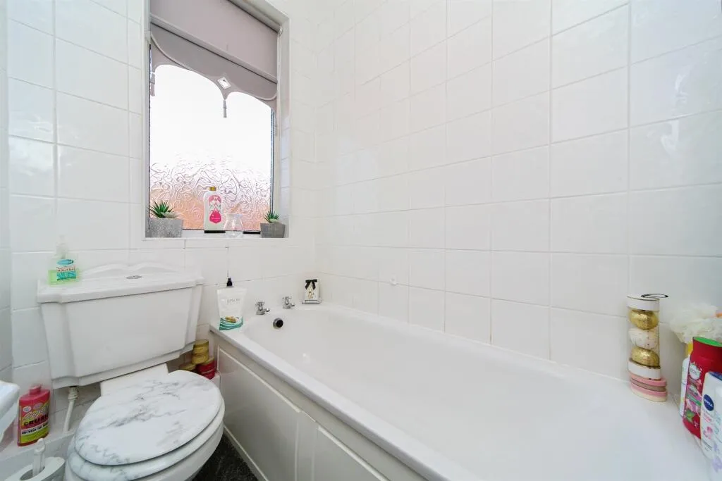 3 bed Terraced