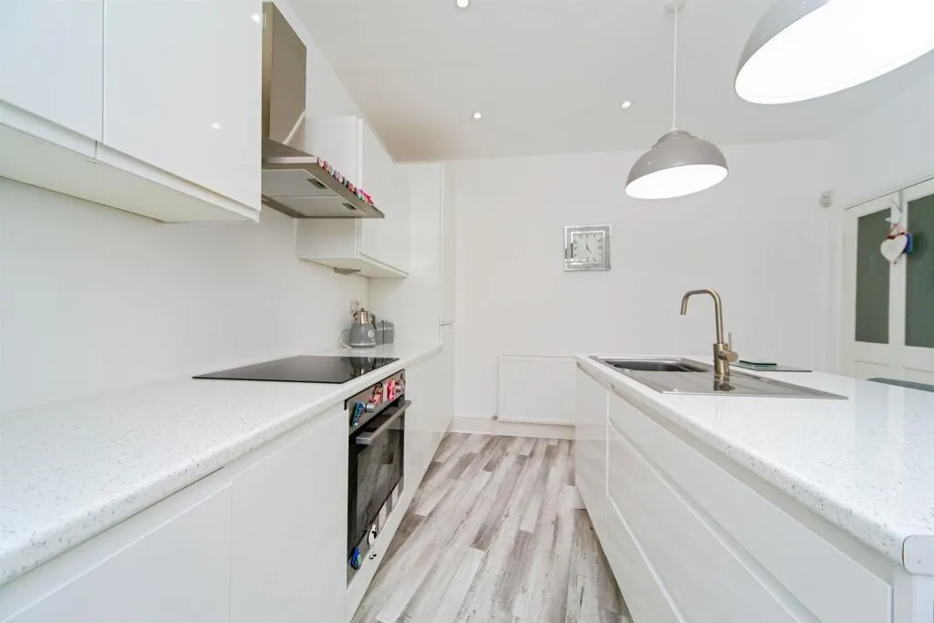3 bed Terraced