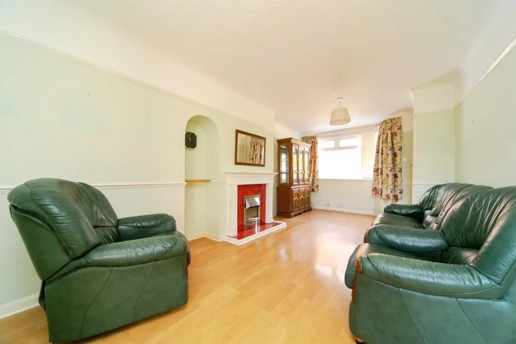 3 bed Terraced