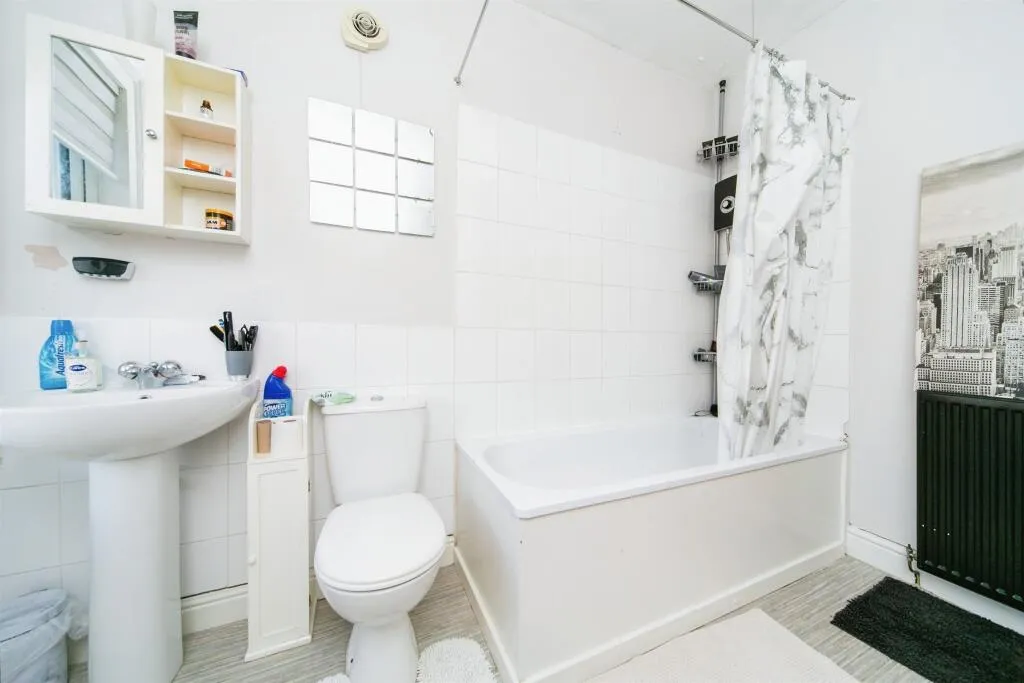 2 bed Terraced