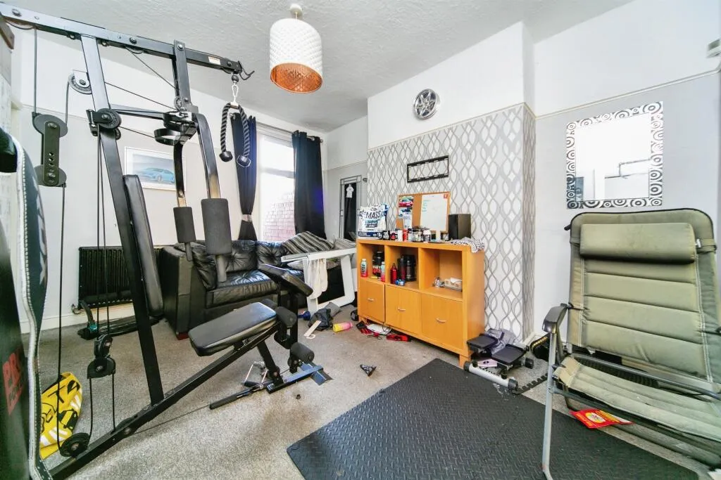 2 bed Terraced