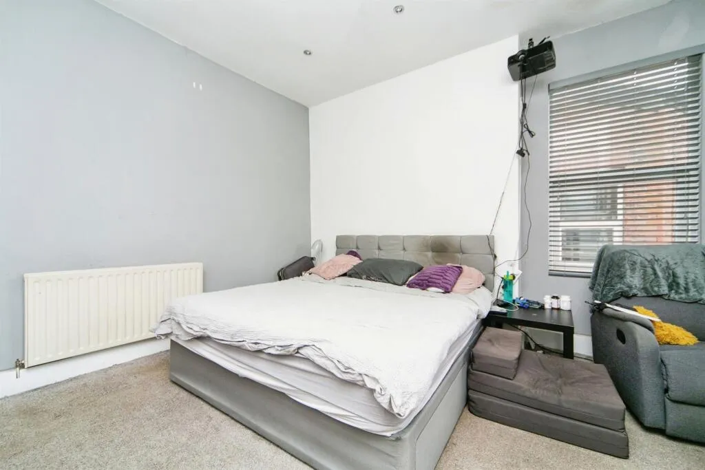 3 bed Apartment