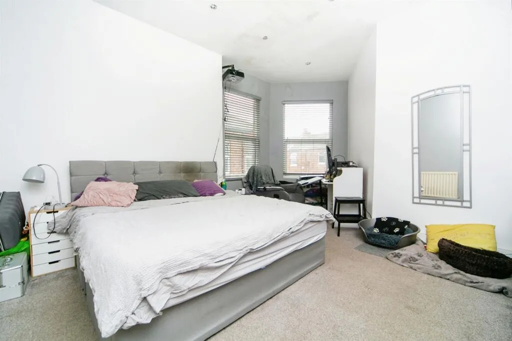 3 bed Apartment