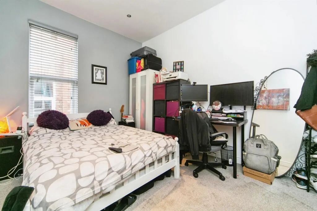 3 bed Apartment