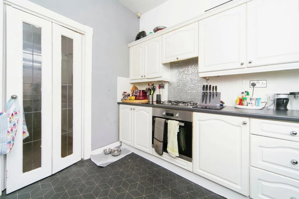 3 bed Apartment