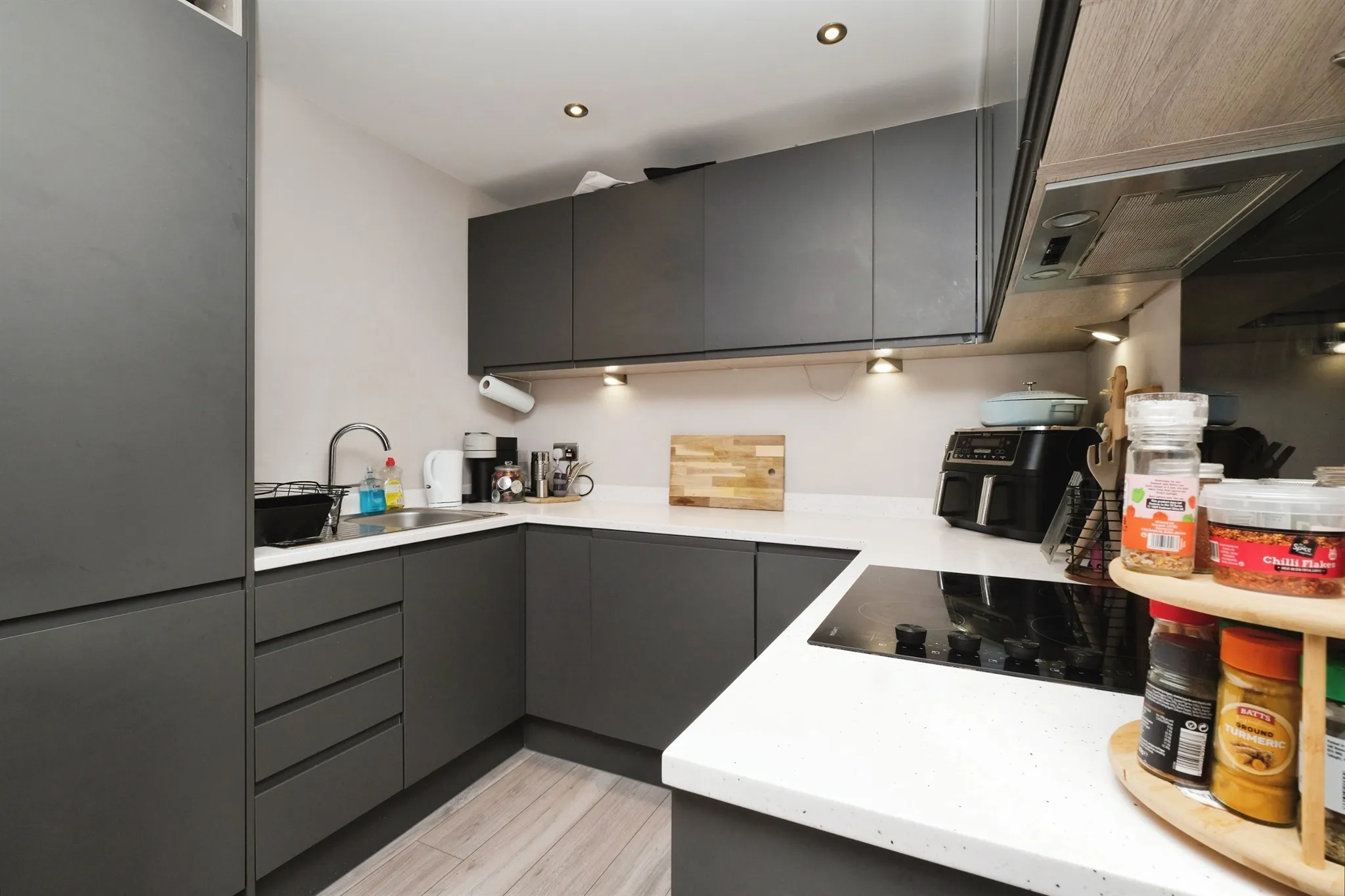 2 bed Apartment