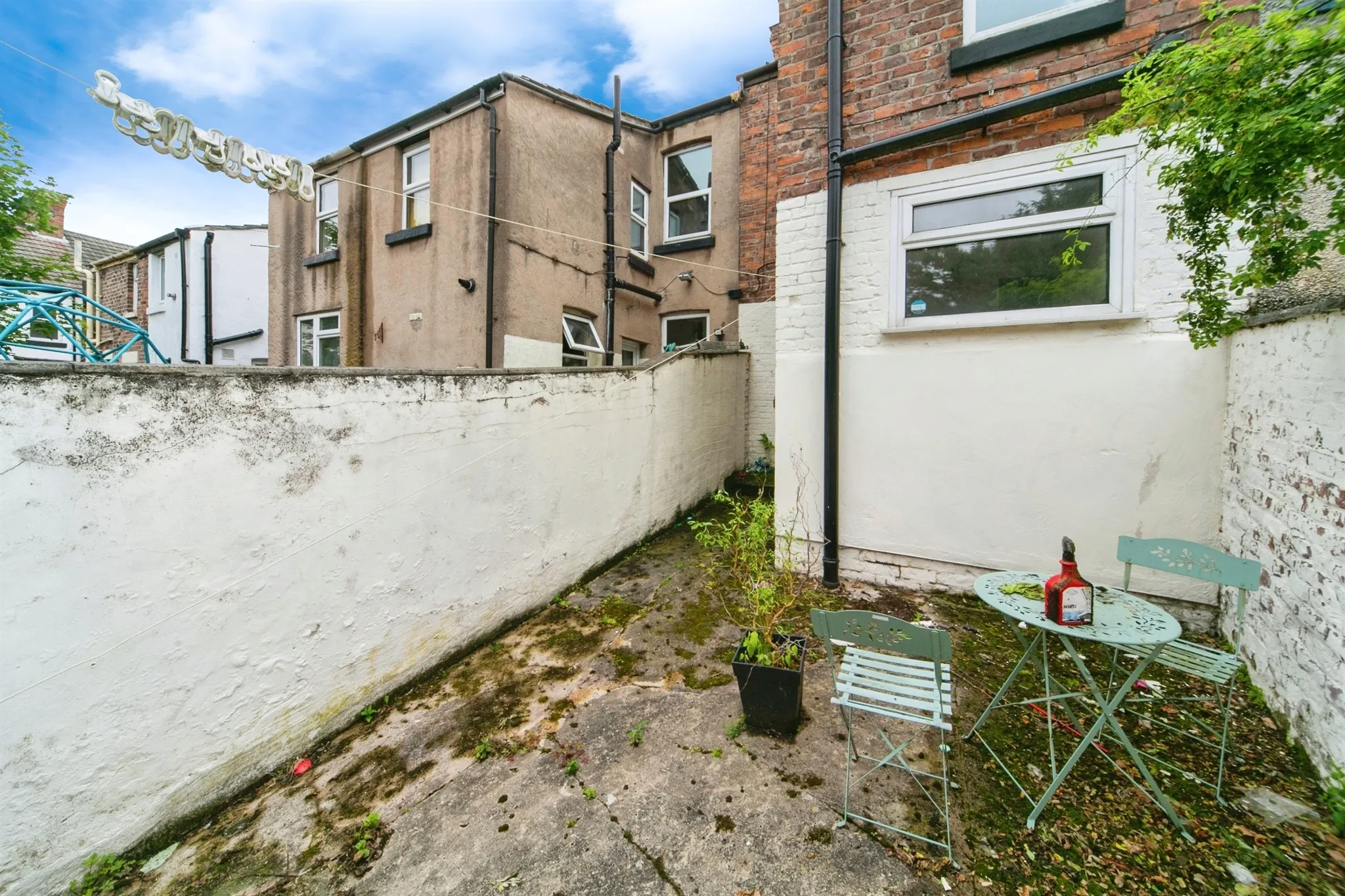 2 bed Terraced