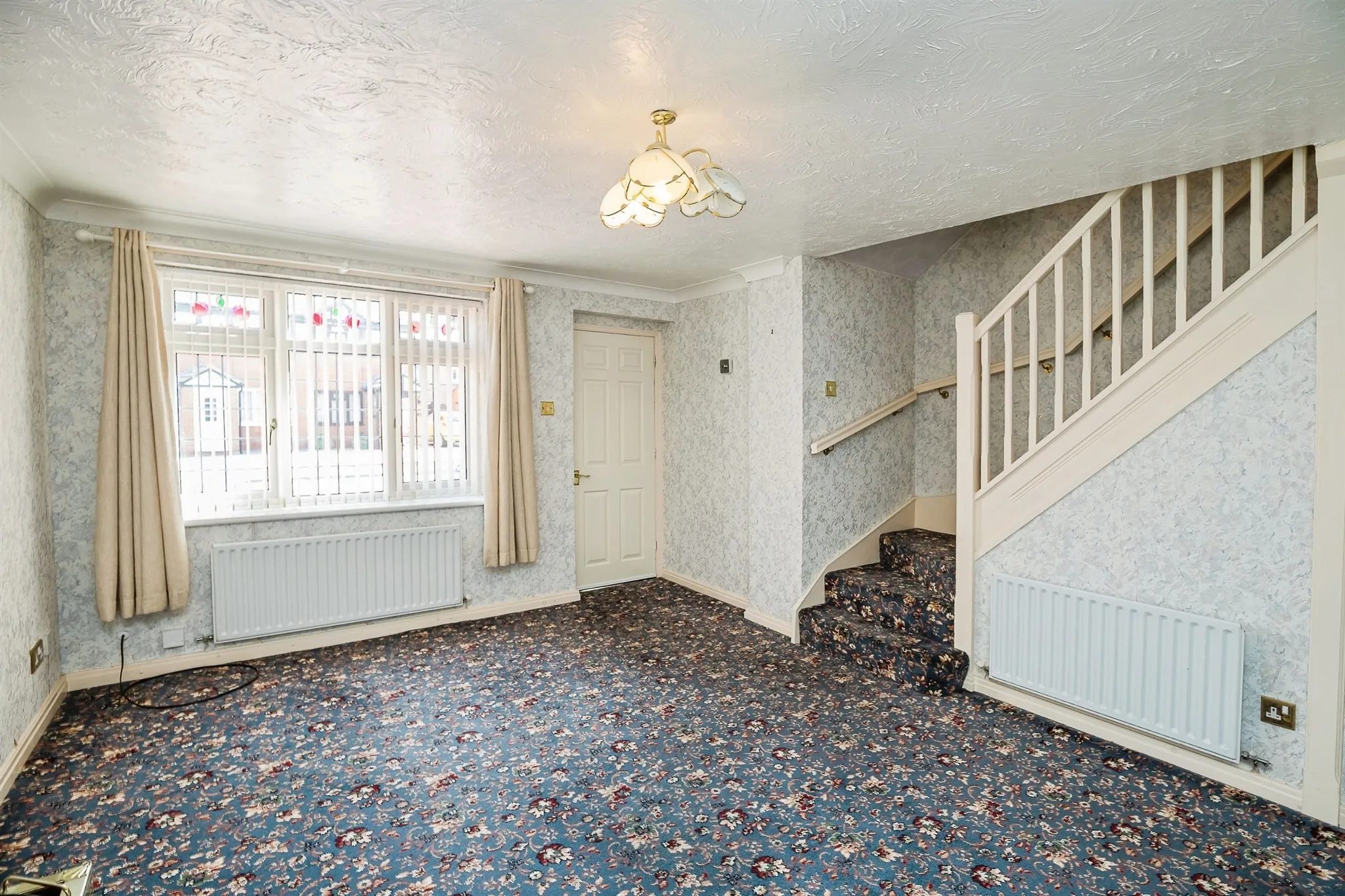 3 bed Link Detached House