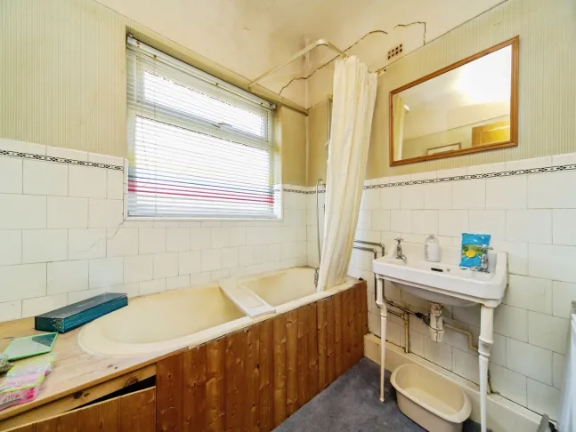 3 bed Semi-Detached