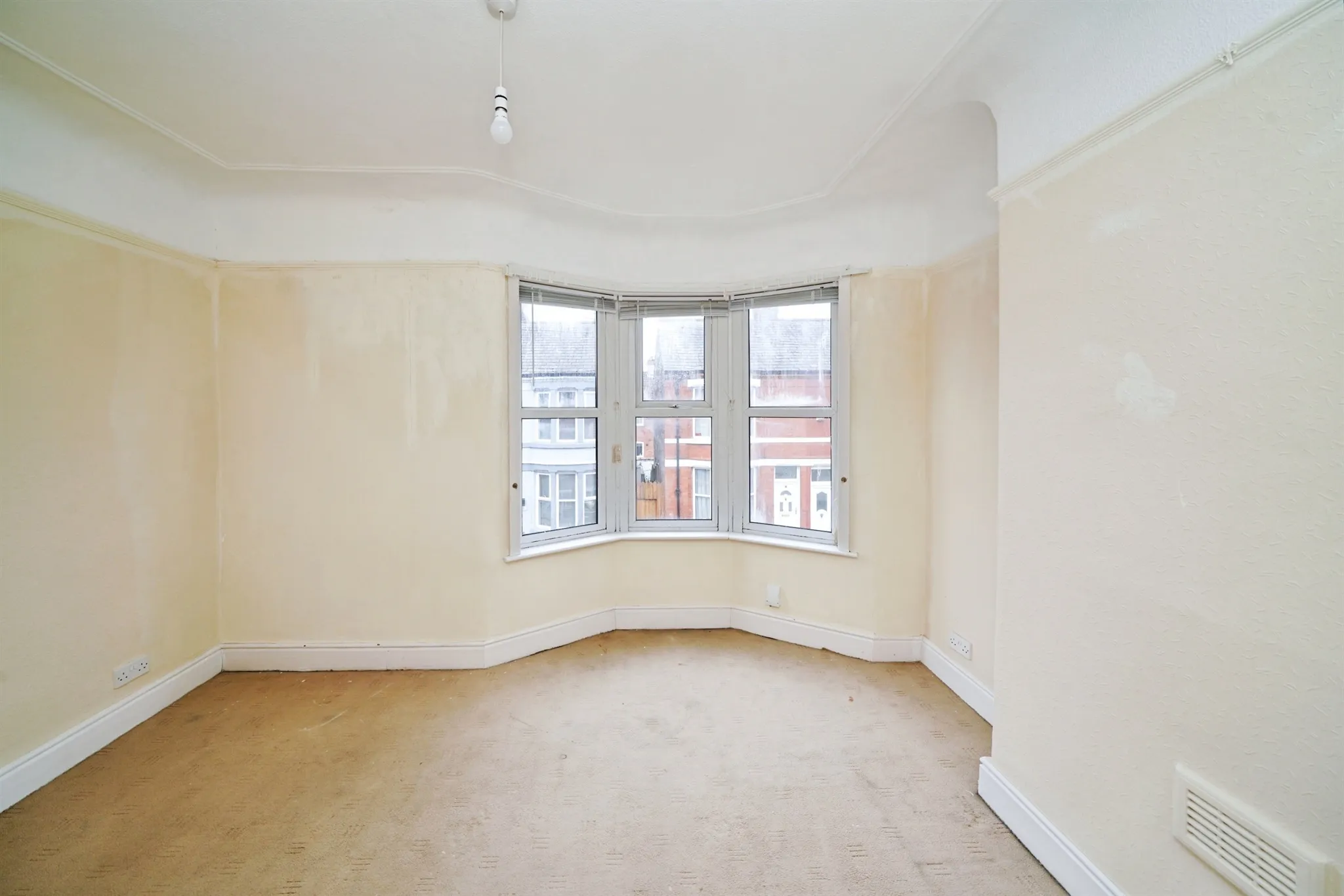 2 bed Terraced
