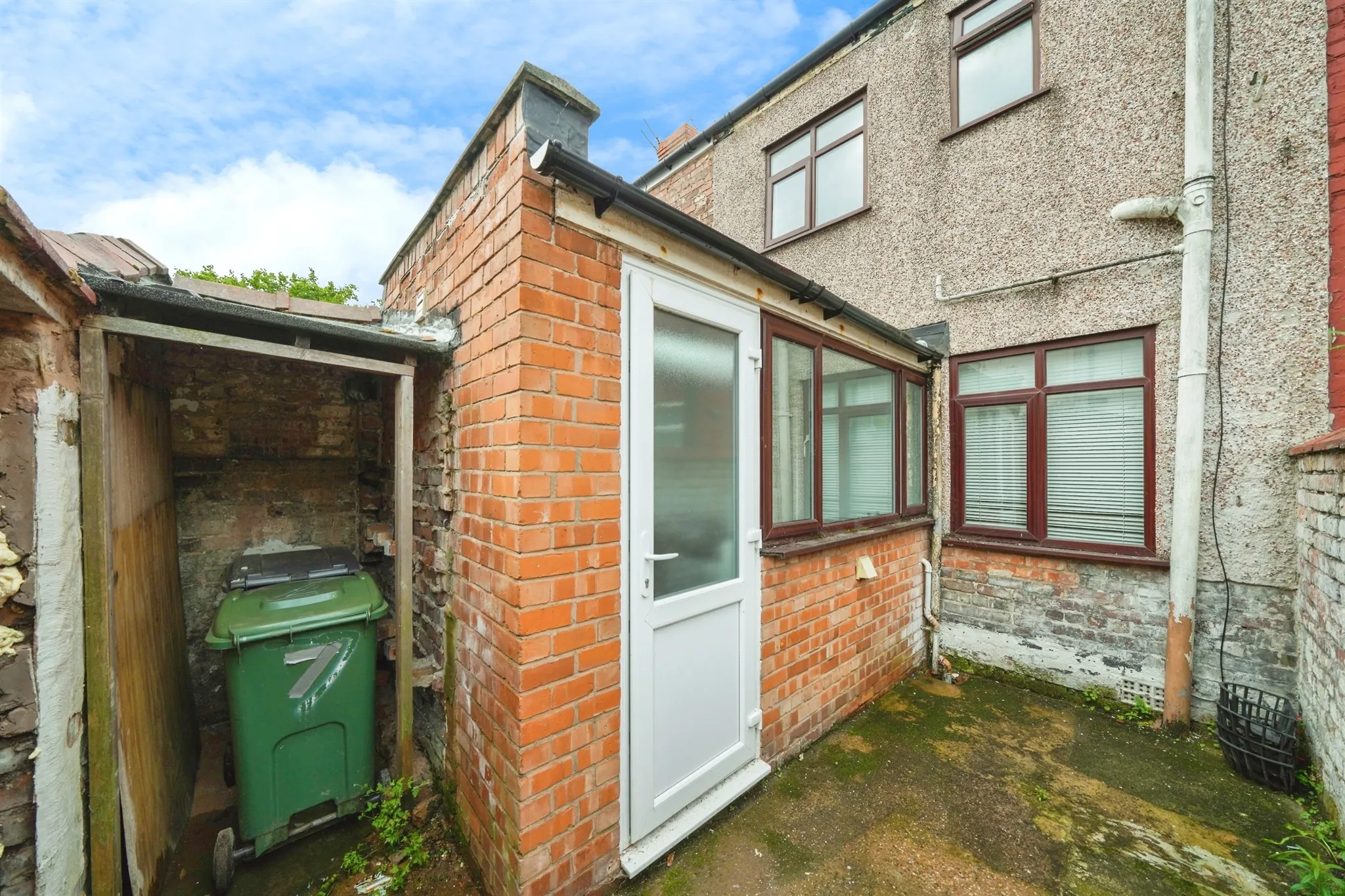2 bed Terraced