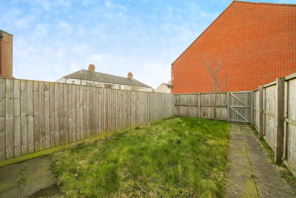 3 bed Terraced