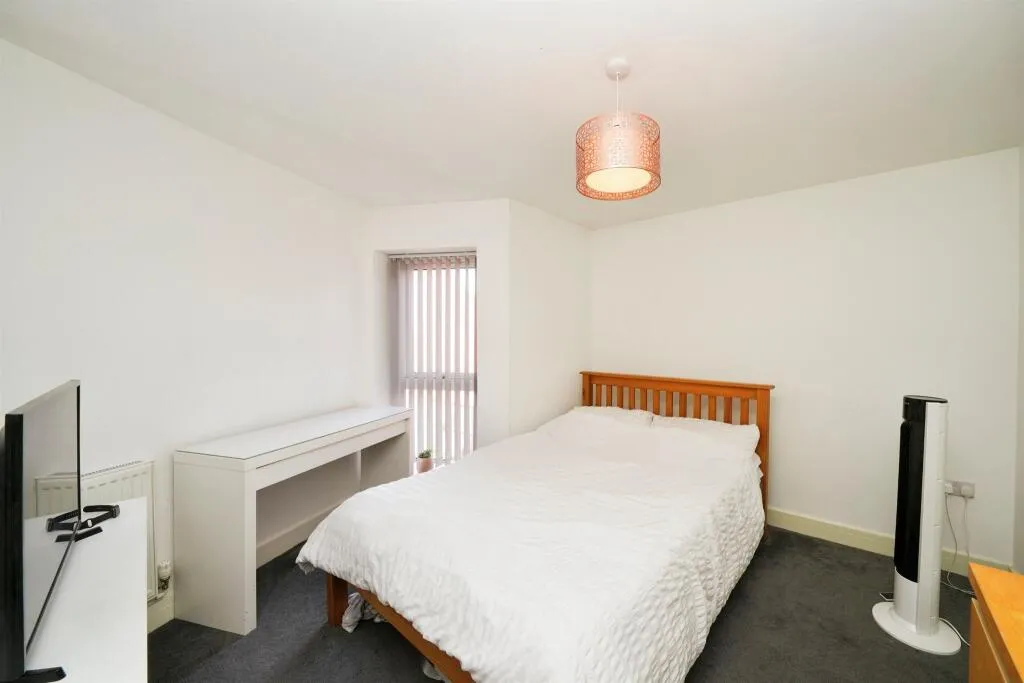 3 bed Terraced