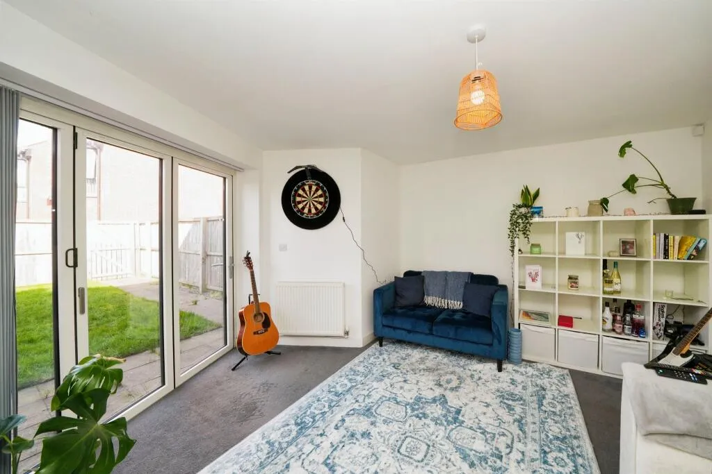 3 bed Terraced