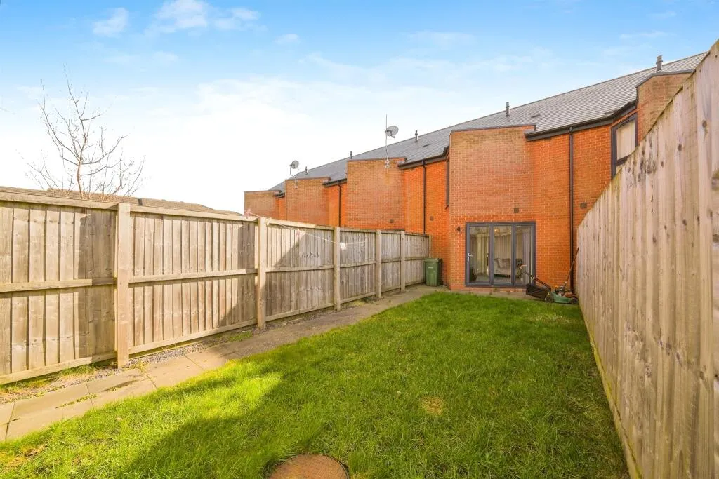 3 bed Terraced