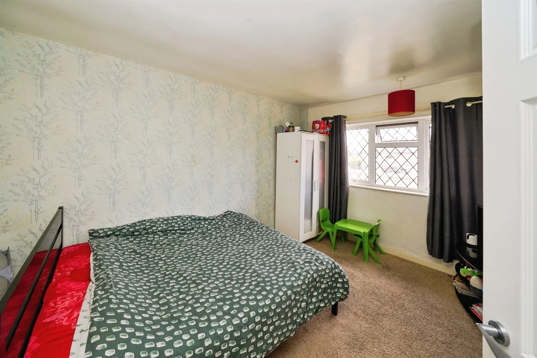 3 bed Terraced