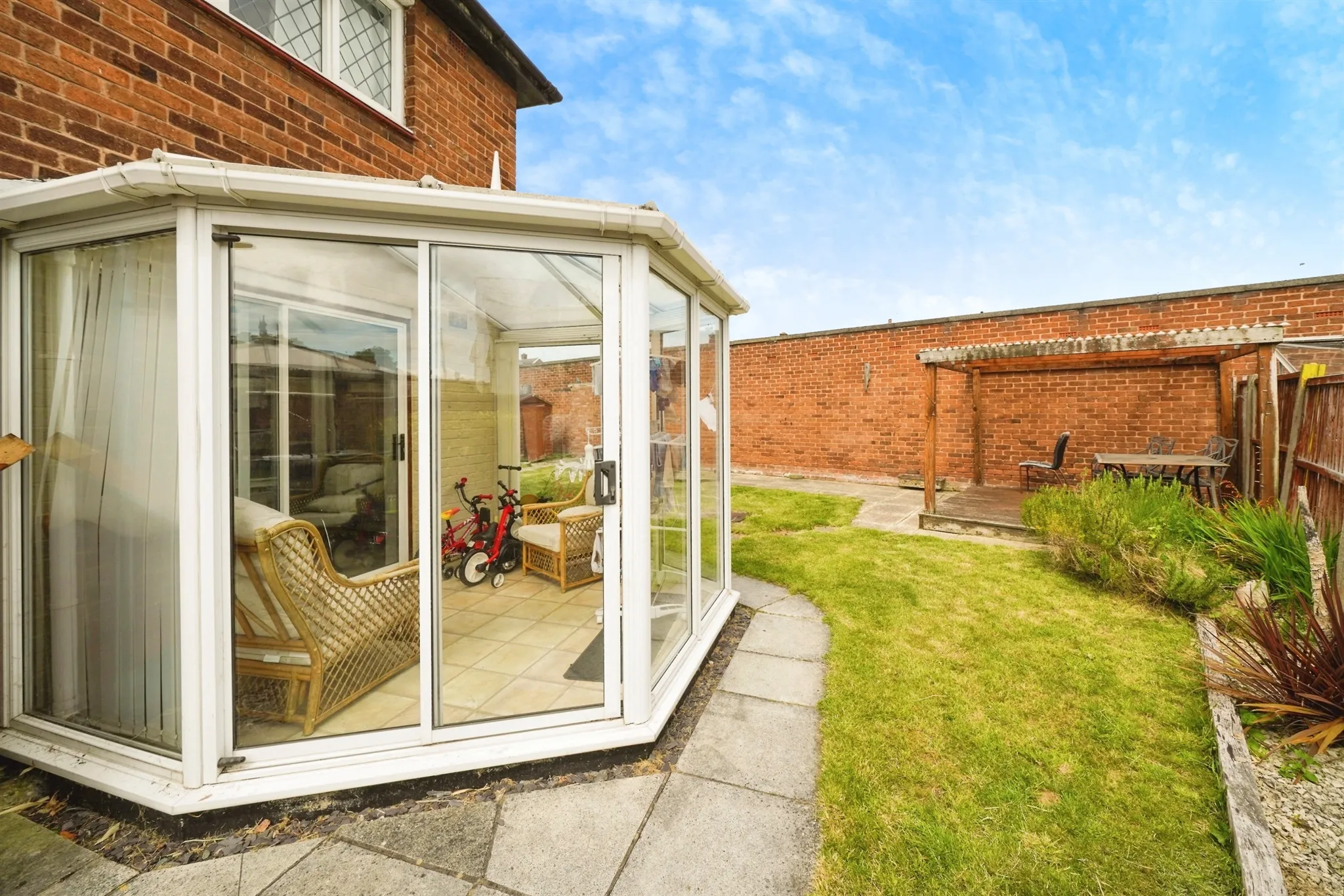 3 bed Terraced
