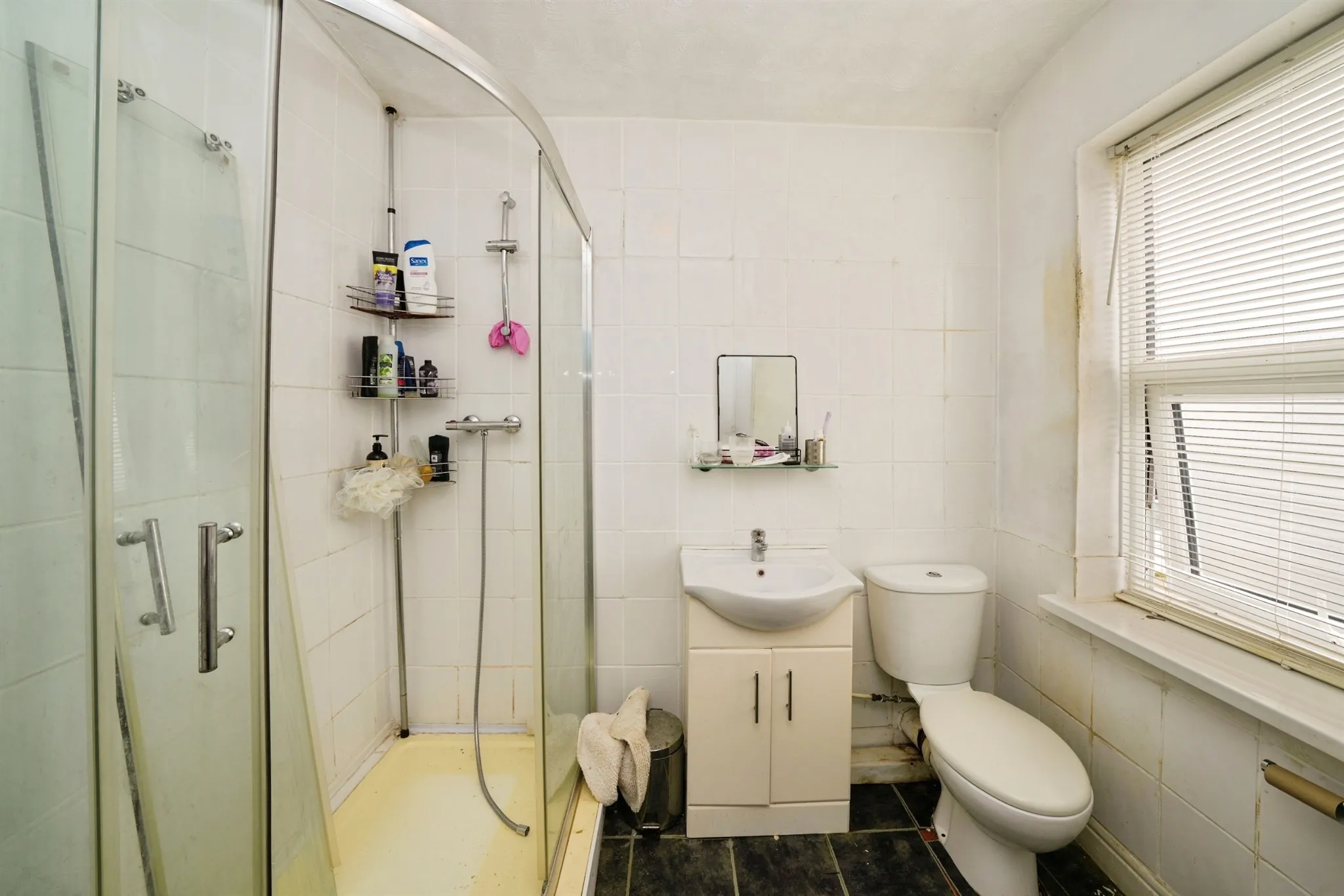 4 bed End of Terrace