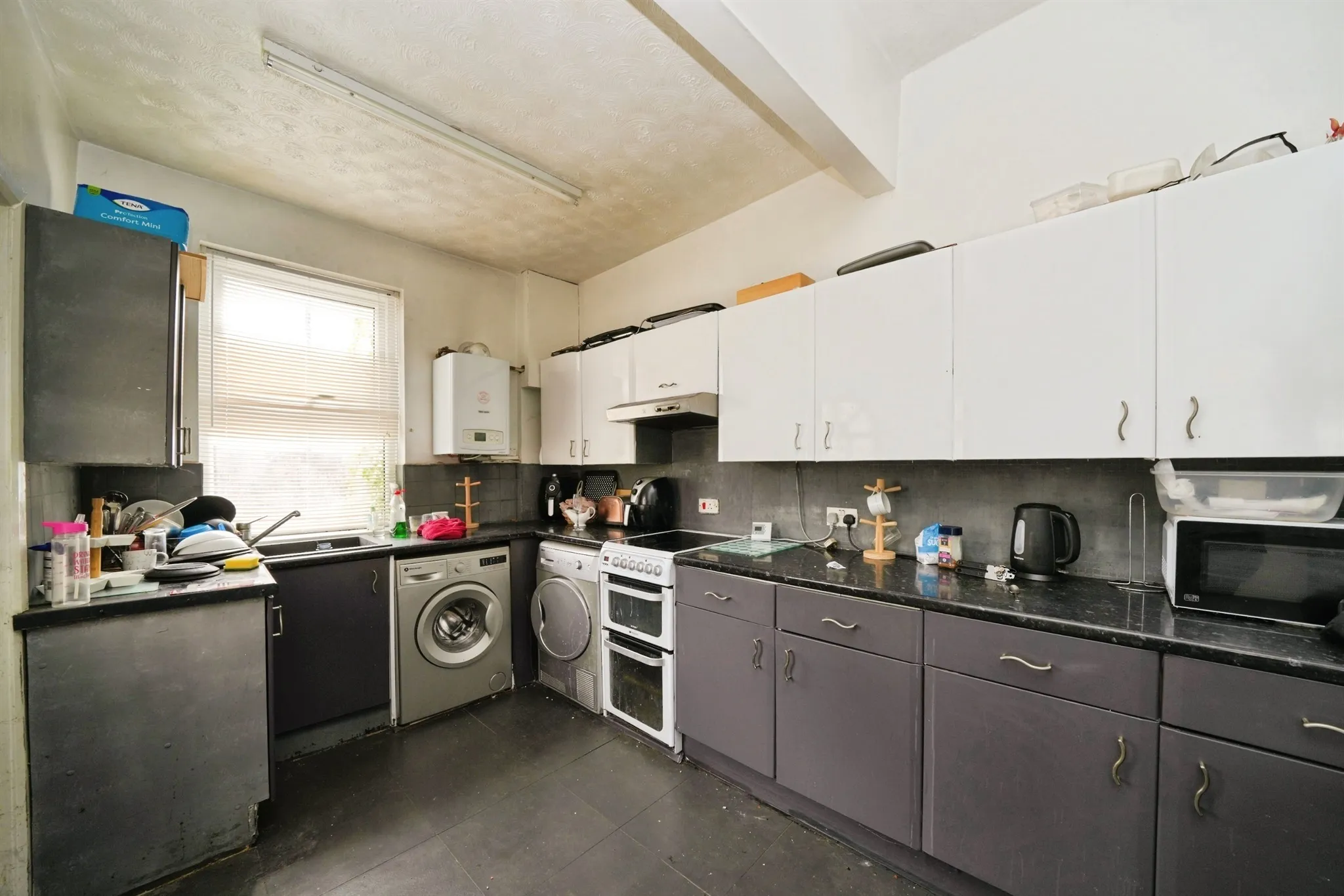 4 bed End of Terrace