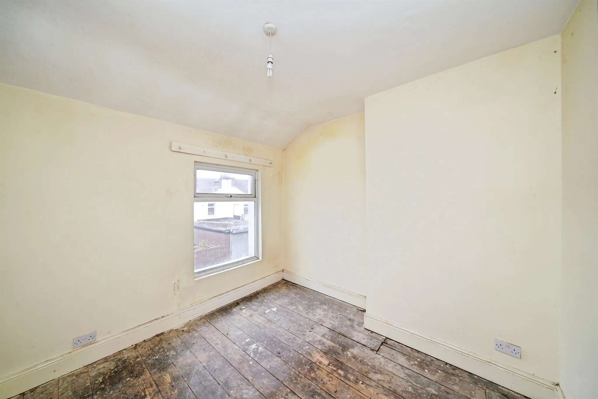 2 bed Semi-Detached