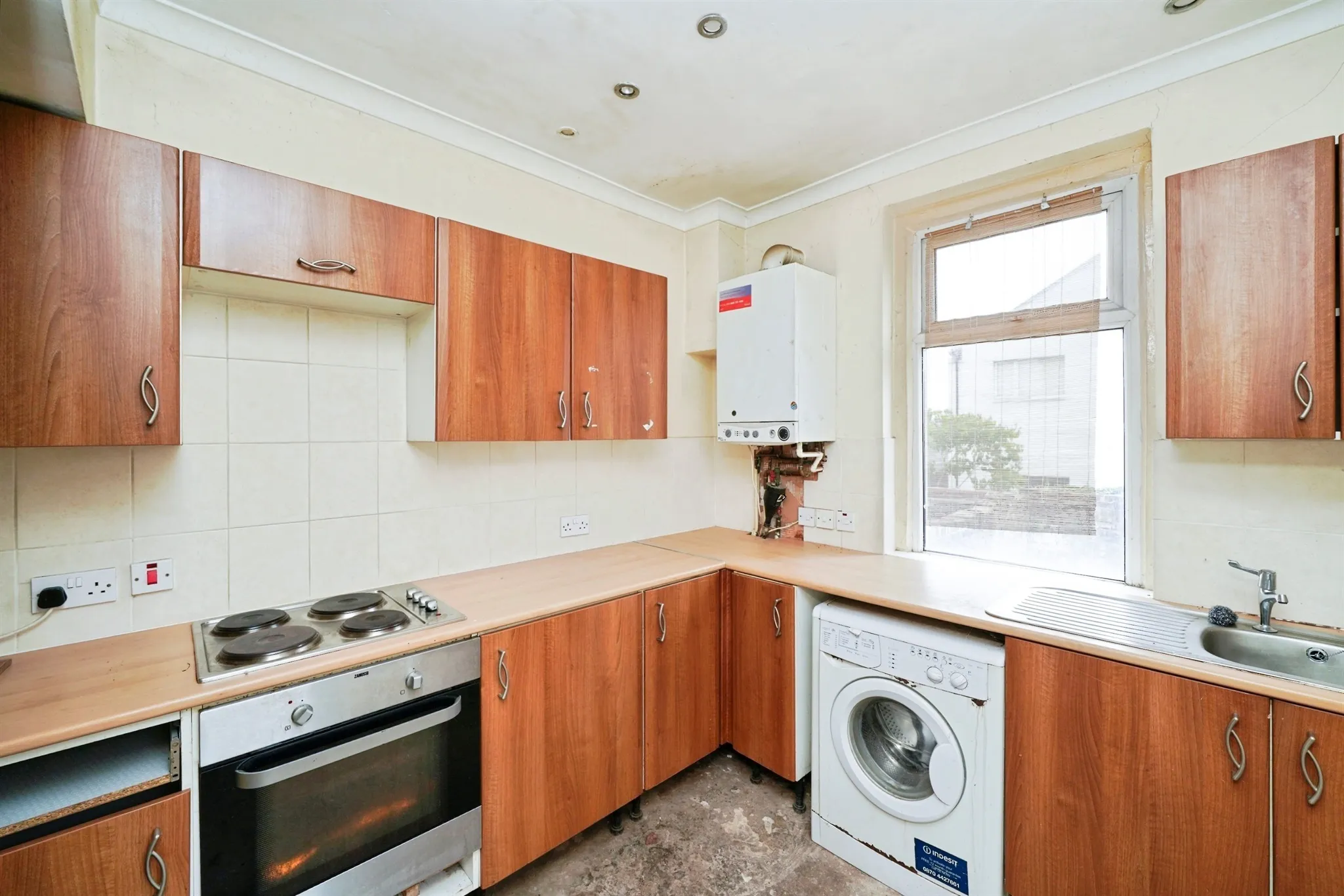 2 bed Semi-Detached