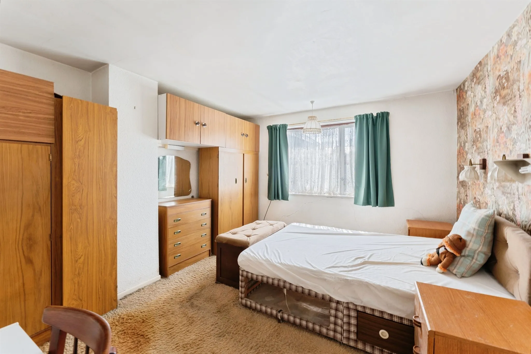 3 bed Semi-Detached