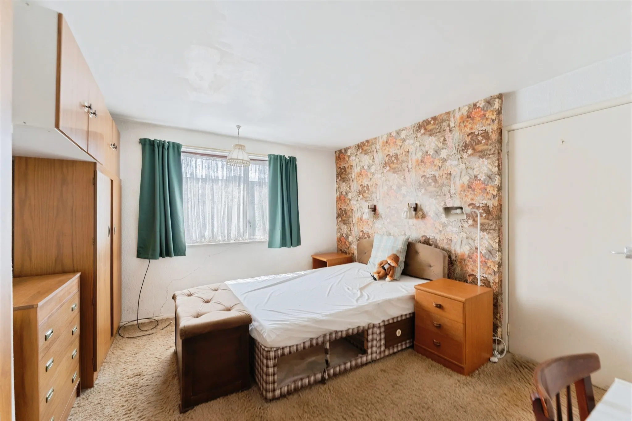 3 bed Semi-Detached