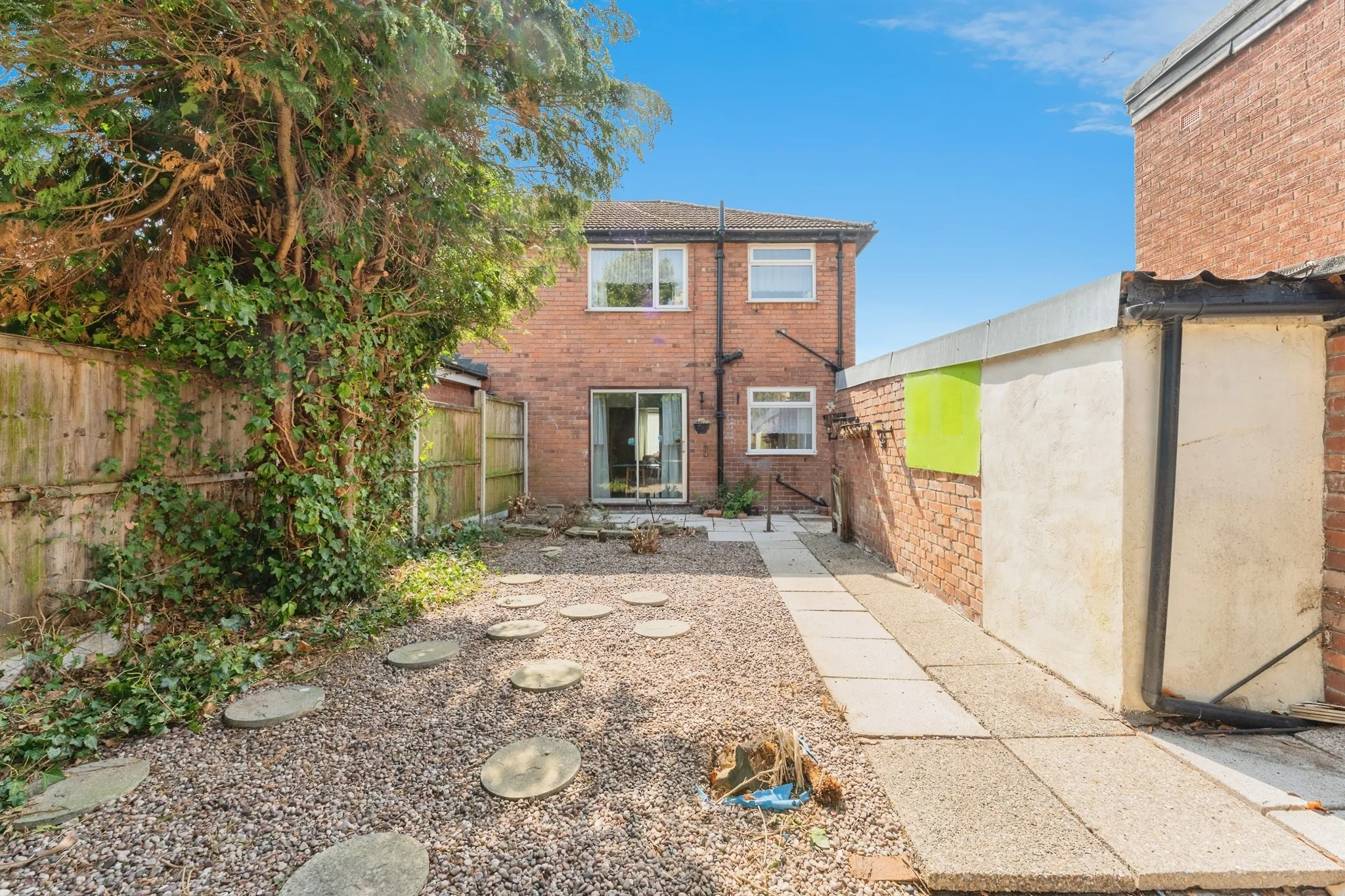 3 bed Semi-Detached