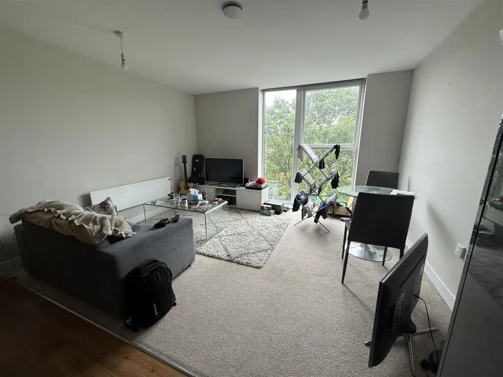 1 bed Apartment