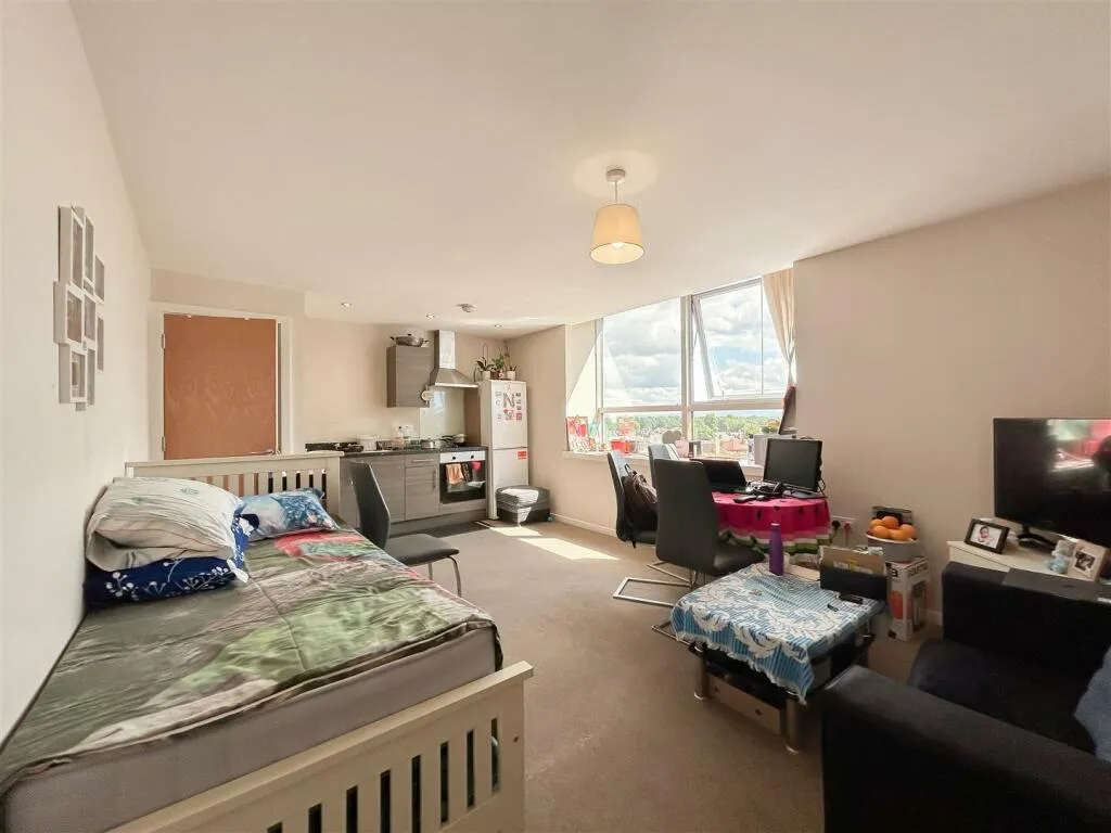 1 bed Apartment
